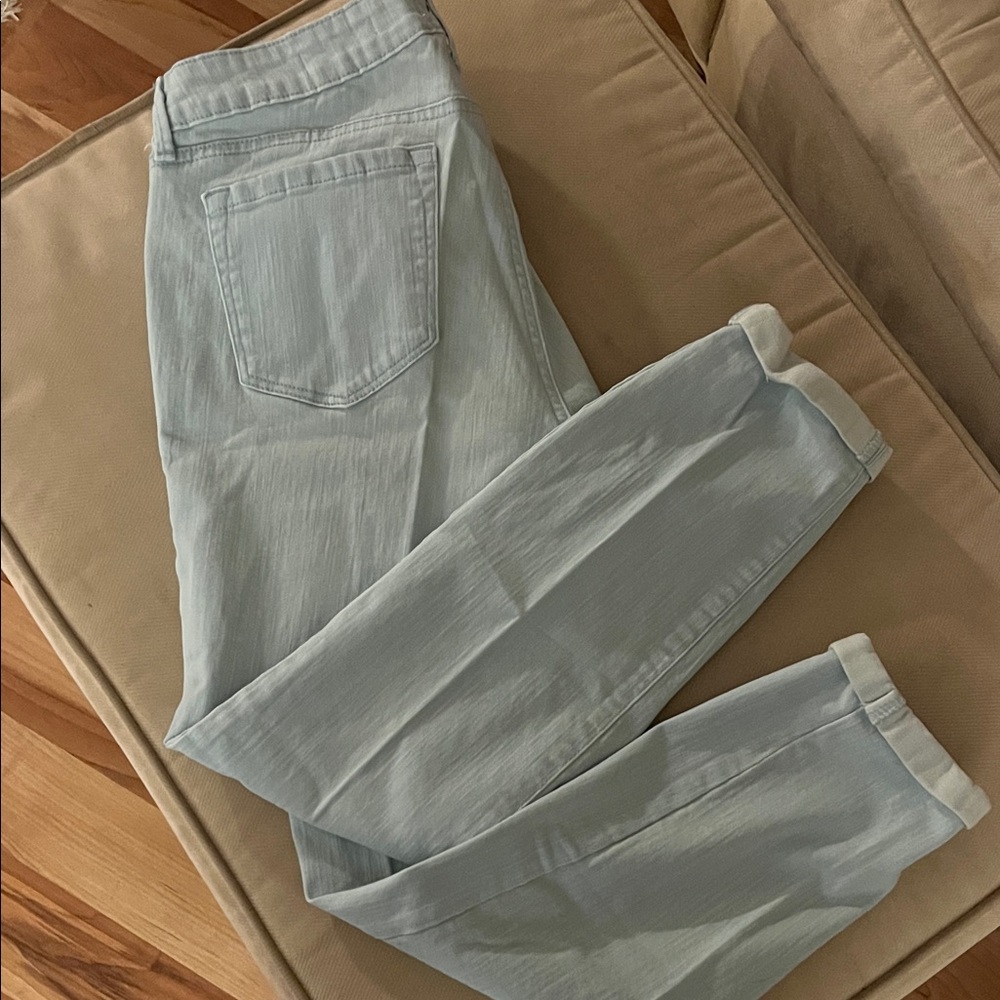Jessica Simpson Light Blue Ankle & Cropped Jeans
